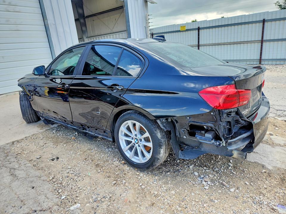 2017 Bmw 320 მანქანა იყიდება აუქციონზე, vin: WBA8E1G3XHNU17695, აუქციონის ნომერი: 56311316