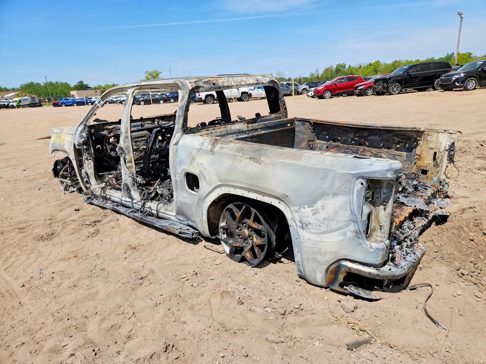 55853916 :رقم المزاد ، 3GTUUDET2NG579818 vin ، 2022 Gmc Sierra مزاد بيع