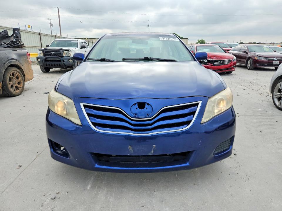 57624216 :رقم المزاد ، 4T4BF3EKXBR149354 vin ، 2011 Toyota Camry مزاد بيع