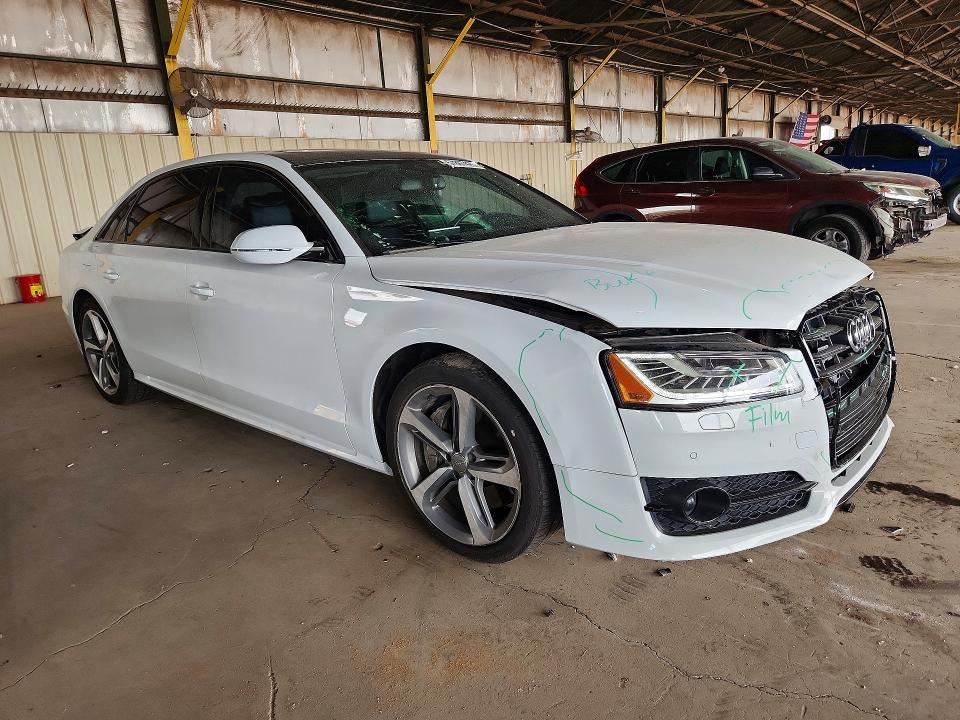 Продаж на аукціоні авто 2018 Audi A8, vin: WAU43AFD8JN000483, номер лоту: 57867426
