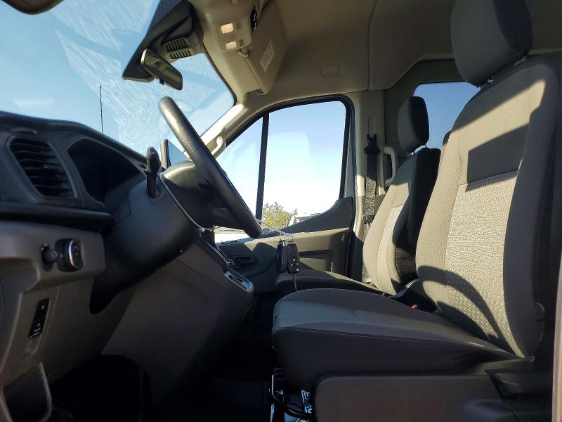 57710676 :رقم المزاد ، 1FBAX2CGXNKA69296 vin ، 2022 Ford Transit مزاد بيع