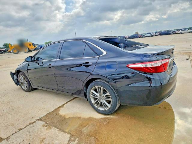 55624246 :رقم المزاد ، 4T1BF1FK8HU789312 vin ، 2017 Toyota Camry مزاد بيع