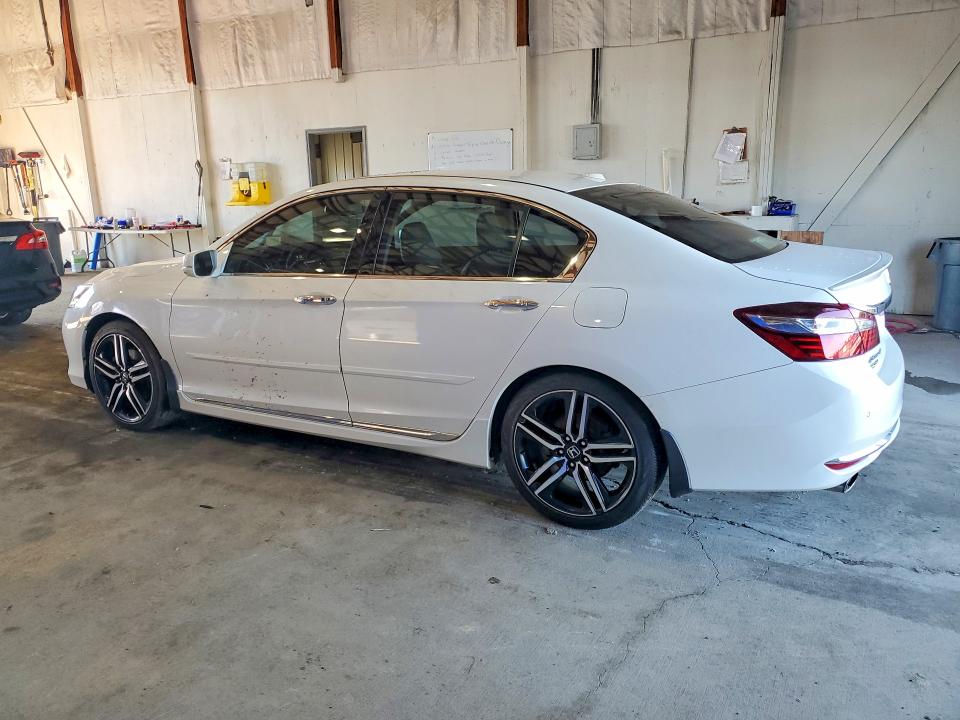 2017 Honda Accord მანქანა იყიდება აუქციონზე, vin: 1HGCR3F99HA002461, აუქციონის ნომერი: 57466696