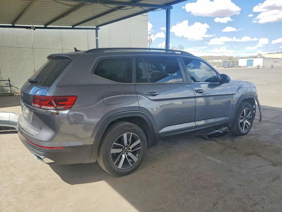 59004326 :رقم المزاد ، 1V2DP2CA2MC522340 vin ، 2021 Volkswagen Atlas مزاد بيع