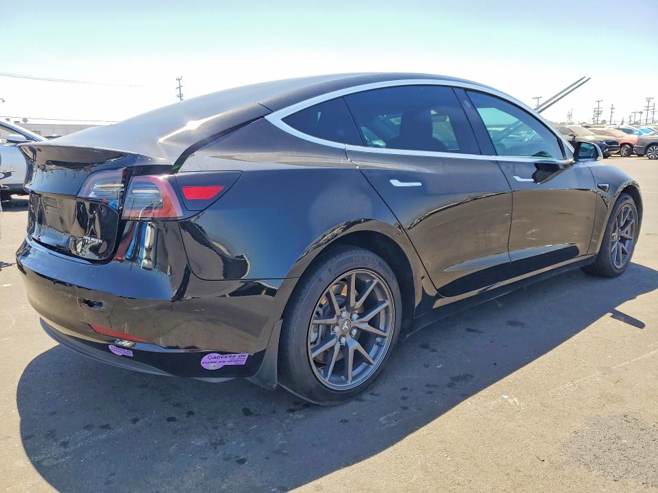 2018 Tesla Model 3 მანქანა იყიდება აუქციონზე, vin: 5YJ3E1EB7JF150284, აუქციონის ნომერი: 57064056