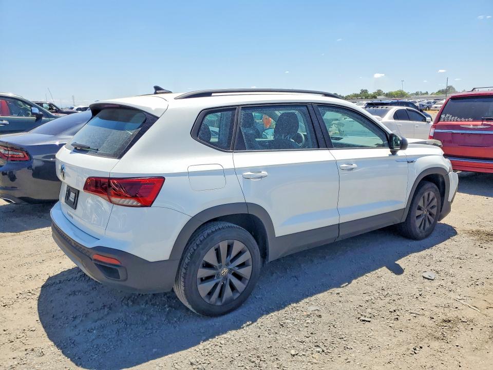 2024 Volkswagen Taos მანქანა იყიდება აუქციონზე, vin: 3VV5X7B26RM095958, აუქციონის ნომერი: 56509116