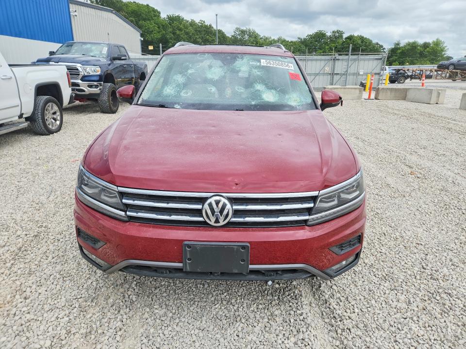 56350856 :رقم المزاد ، 3VV4B7AX8JM131211 vin ، 2018 Volkswagen Tiguan مزاد بيع