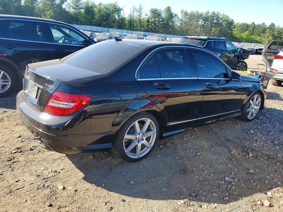 2012 Mercedes-benz C მანქანა იყიდება აუქციონზე, vin: WDDGF8BB5CA647069, აუქციონის ნომერი: 55830246