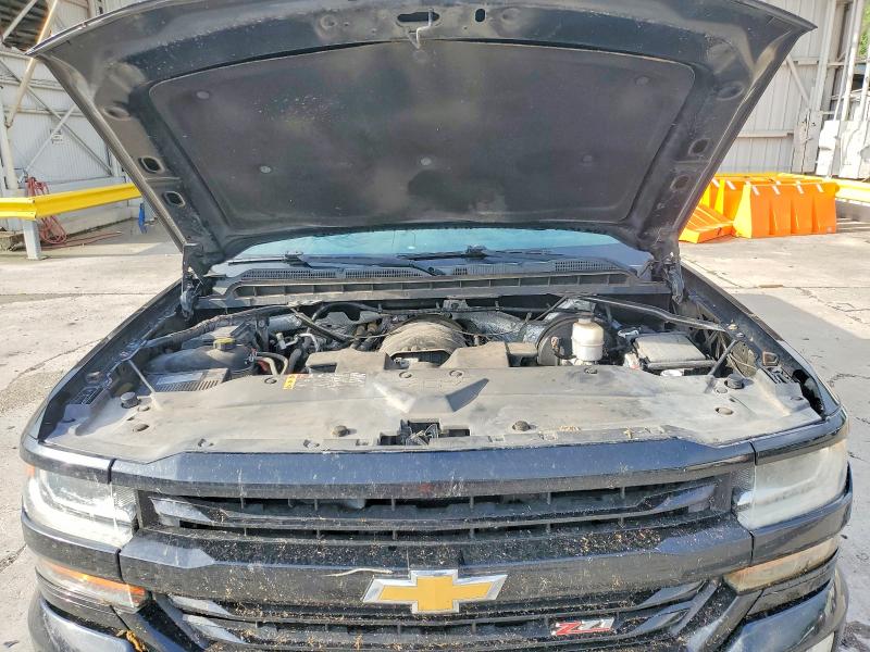55691346 :رقم المزاد ، 3GCUKRECXJG217328 vin ، 2018 Chevrolet Silverado مزاد بيع