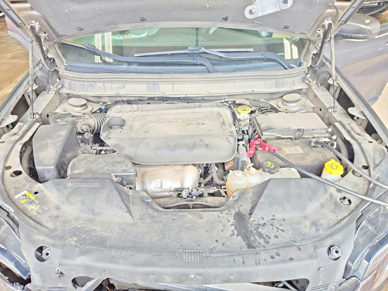 2019 Jeep Cherokee მანქანა იყიდება აუქციონზე, vin: 1C4PJLLB4KD439577, აუქციონის ნომერი: 57196456
