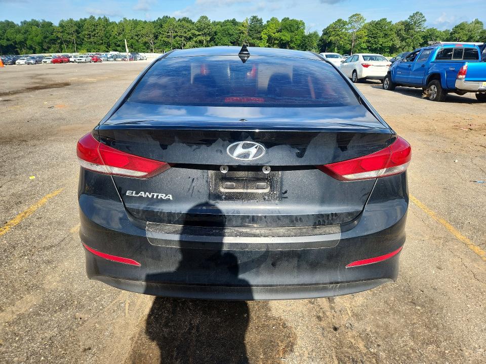 Продажа на аукционе авто 2018 Hyundai Elantra, vin: 5NPD84LF4JH279409, номер лота: 58735356