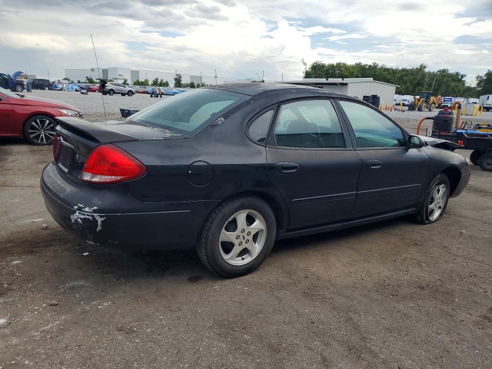 Продаж на аукціоні авто 2004 Ford Taurus, vin: 1FAFP55S54G144448, номер лоту: 56975926