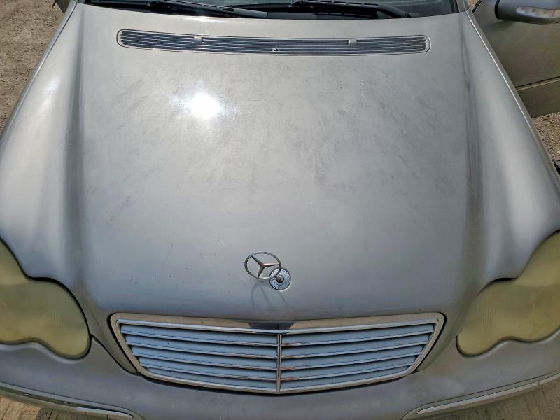 2004 Mercedes-benz C მანქანა იყიდება აუქციონზე, vin: WDBRF61J54A621460, აუქციონის ნომერი: 56150376