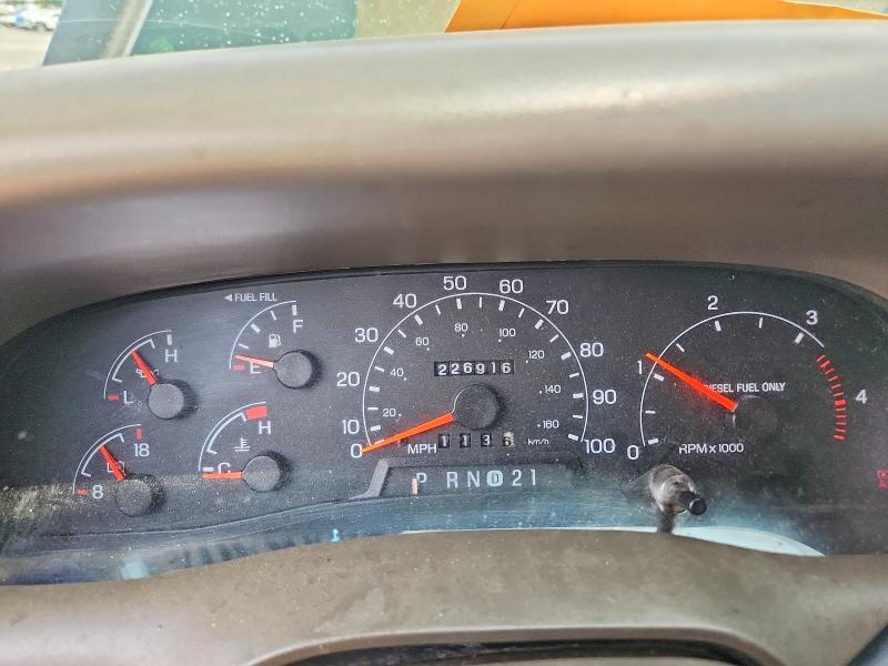 58284536 :رقم المزاد ، 1FTSW31F5YEE20718 vin ، 2000 Ford F350 مزاد بيع