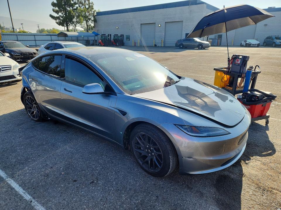 Продажа на аукционе авто 2025 Tesla Model 3, vin: 5YJ3E1EA9SF032262, номер лота: 55750016