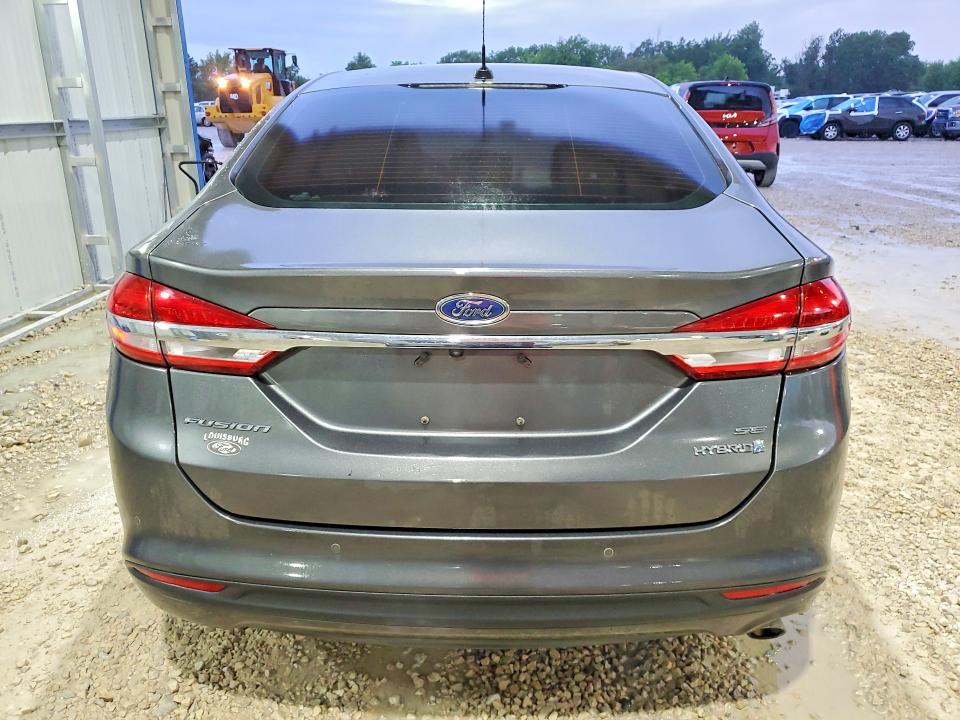2018 Ford Fusion მანქანა იყიდება აუქციონზე, vin: 3FA6P0LU4JR213836, აუქციონის ნომერი: 57855166