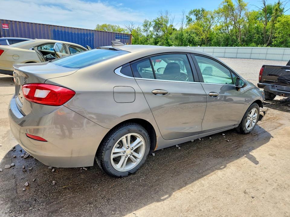 Продажа на аукционе авто 2017 Chevrolet Cruze, vin: 3G1BE5SM8HS571076, номер лота: 54647046