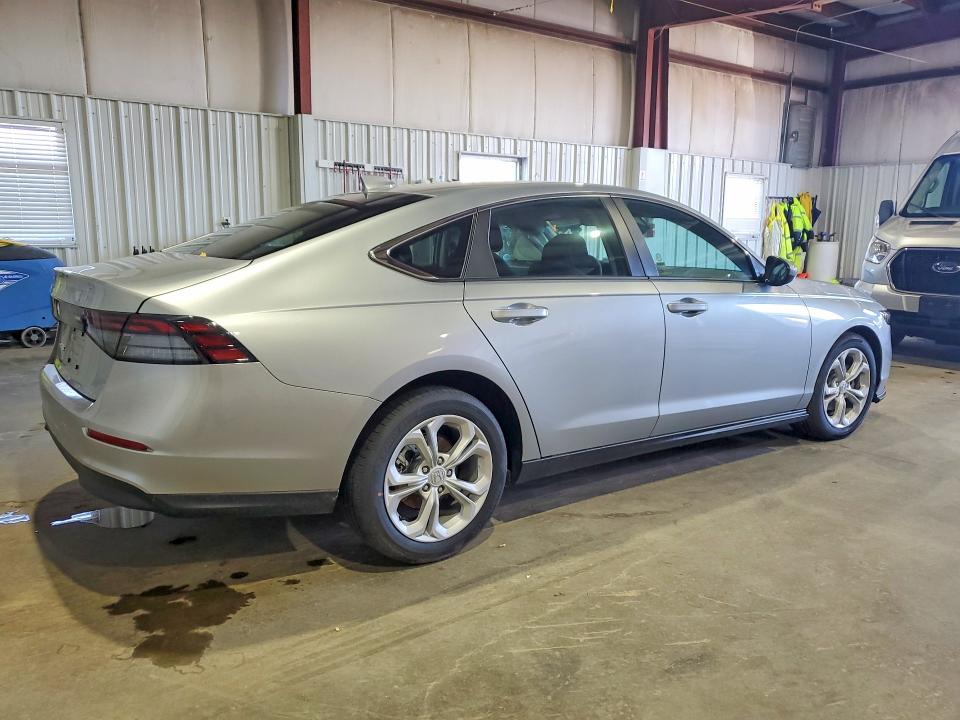 2026 Honda Accord მანქანა იყიდება აუქციონზე, vin: 1HGCY1F20TA011424, აუქციონის ნომერი: 58329436