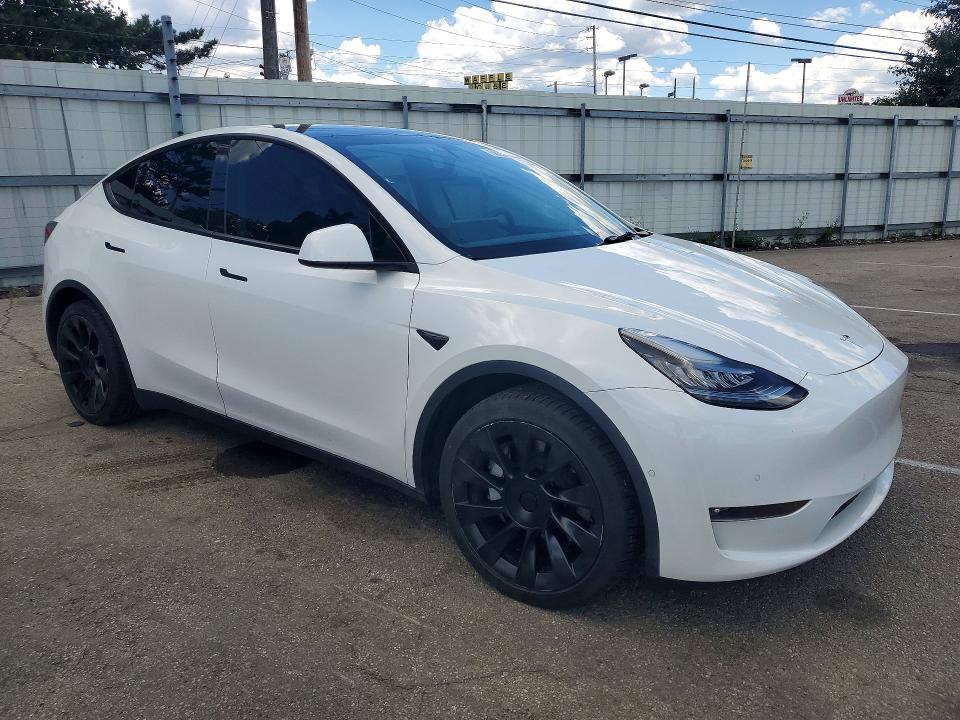2021 Tesla Model Y მანქანა იყიდება აუქციონზე, vin: 5YJYGDEE3MF108243, აუქციონის ნომერი: 58251866