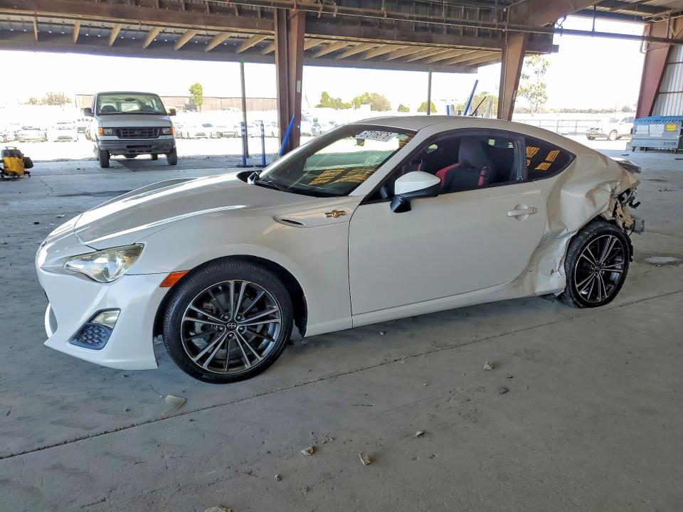 57316876 :رقم المزاد ، JF1ZNAA1XD2720430 vin ، 2013 Scion Fr-s مزاد بيع