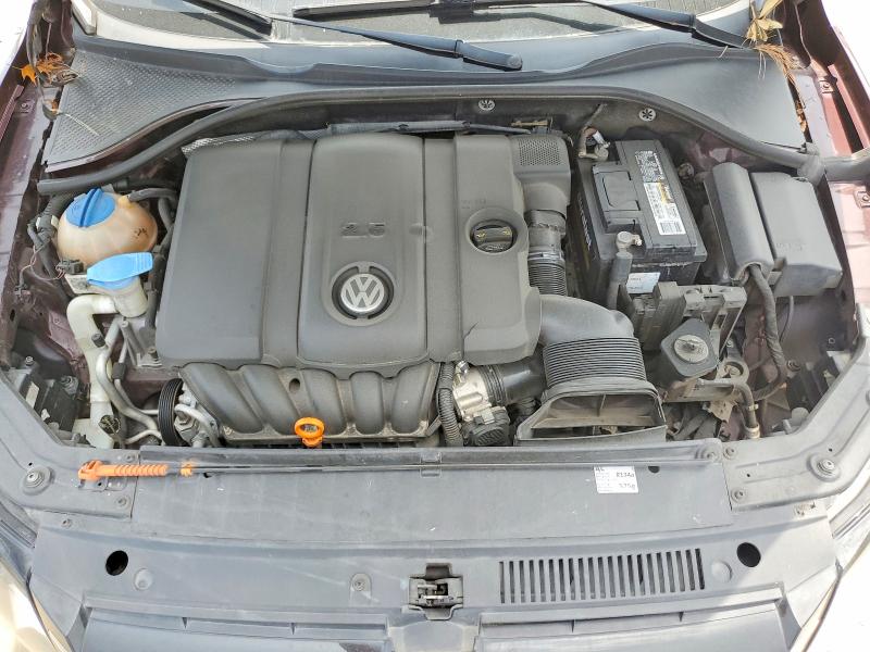58590006 :رقم المزاد ، 1VWBP7A38DC083927 vin ، 2013 Volkswagen Passat مزاد بيع