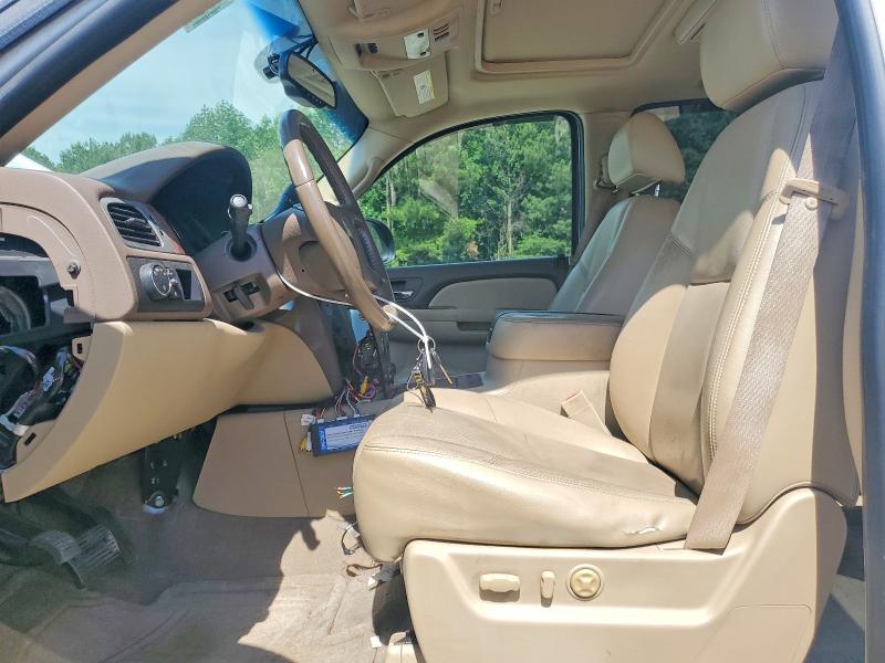56298496 :رقم المزاد ، 1GNFC36029R304277 vin ، 2009 Chevrolet Suburban مزاد بيع