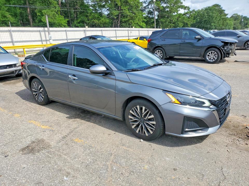 55510736 :رقم المزاد ، 1N4BL4DV8PN333224 vin ، 2023 Nissan Altima مزاد بيع