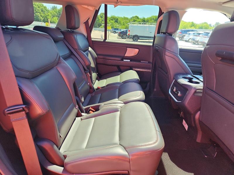2025 Ford Expedition მანქანა იყიდება აუქციონზე, vin: 1FMJU1J89SEA44177, აუქციონის ნომერი: 56235146