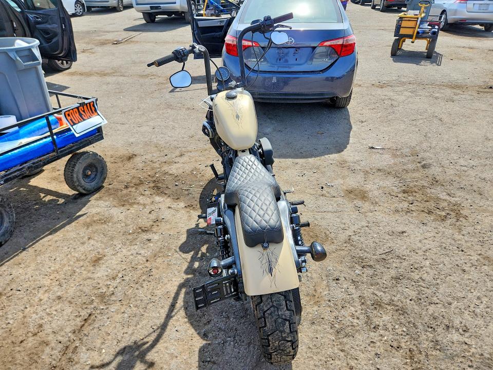 56236386 :رقم المزاد ، 1HD4LE218FC421014 vin ، 2015 Harley-davidson Xl883 مزاد بيع