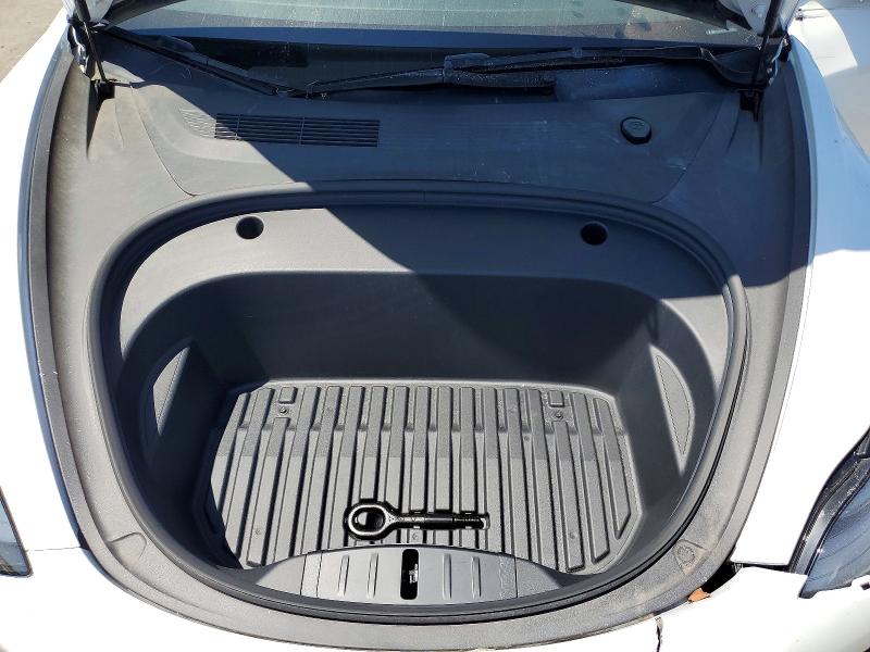 Продажа на аукционе авто 2023 Tesla Model 3, vin: 5YJ3E1EA3PF687668, номер лота: 58732966
