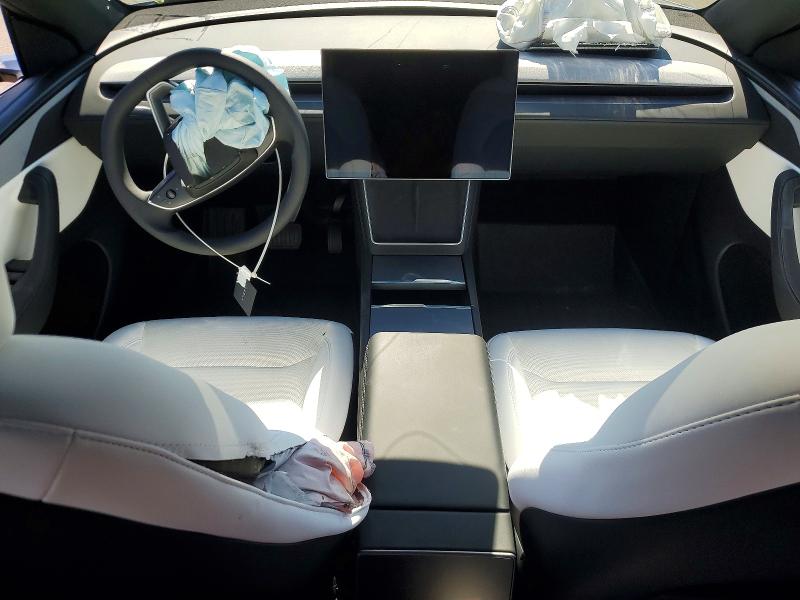 58303016 :رقم المزاد ، 7SAYGDEE6TA636518 vin ، 2026 Tesla Model Y مزاد بيع