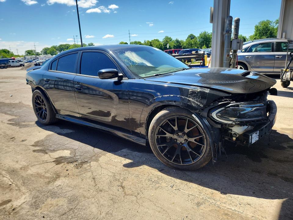 57540586 :رقم المزاد ، 2C3CDXL92JH113101 vin ، 2018 Dodge Charger مزاد بيع