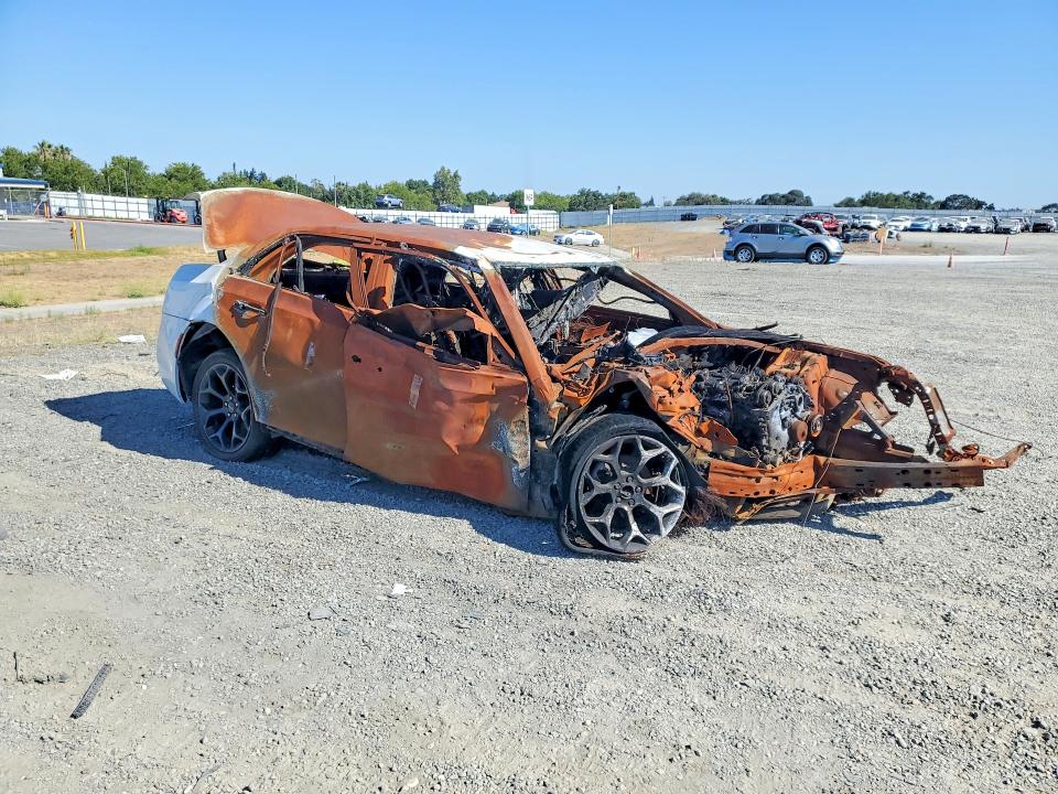 Продажа на аукционе авто 2019 Chrysler 300, vin: 2C3CCABG8KH555463, номер лота: 58222306