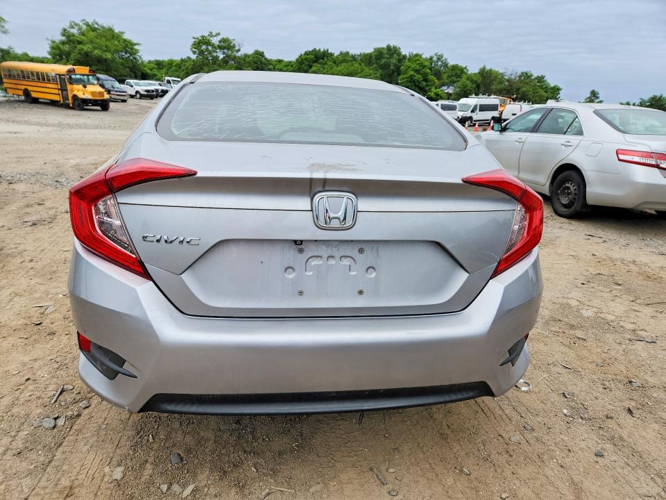 Продажа на аукционе авто 2017 Honda Civic, vin: 19XFC2F55HE059077, номер лота: 55786496