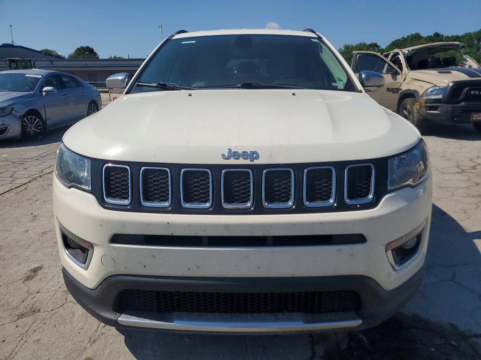 2020 Jeep Compass მანქანა იყიდება აუქციონზე, vin: 3C4NJCCBXLT114399, აუქციონის ნომერი: 55495676