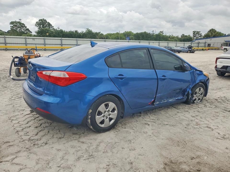 Продажа на аукционе авто 2015 Kia Forte, vin: KNAFX4A65F5332086, номер лота: 55578126