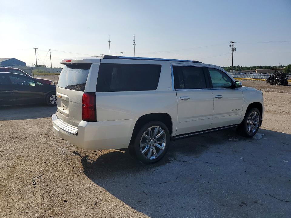 53302526 :رقم المزاد ، 1GNSKKKC0FR271562 vin ، 2015 Chevrolet Suburban مزاد بيع