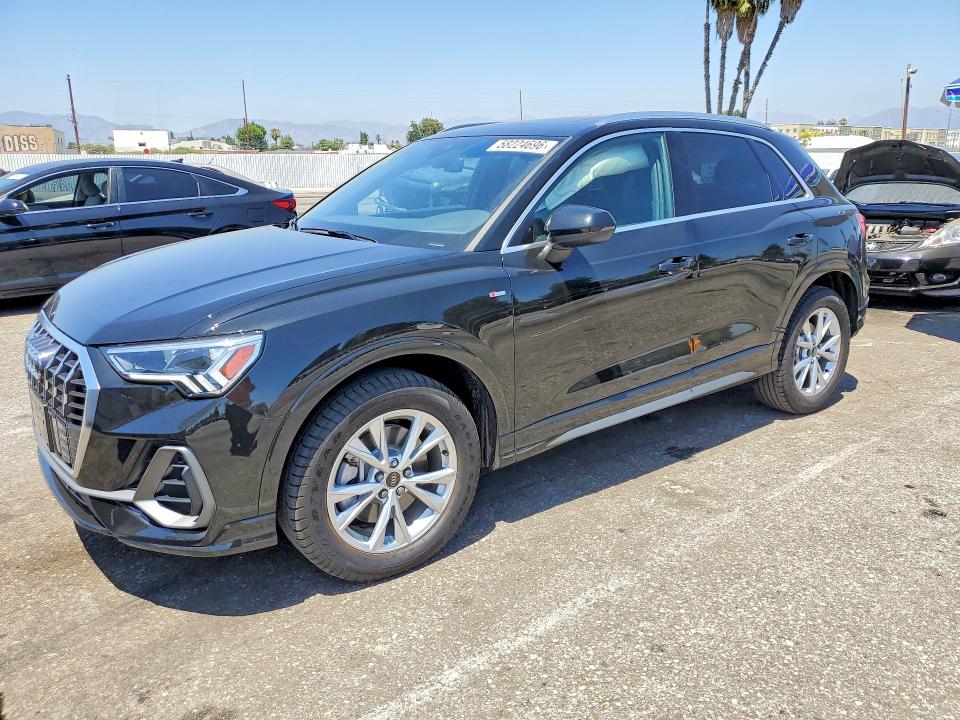 58224696 :رقم المزاد ، WA1DECF36S1040550 vin ، 2025 Audi Q3 مزاد بيع