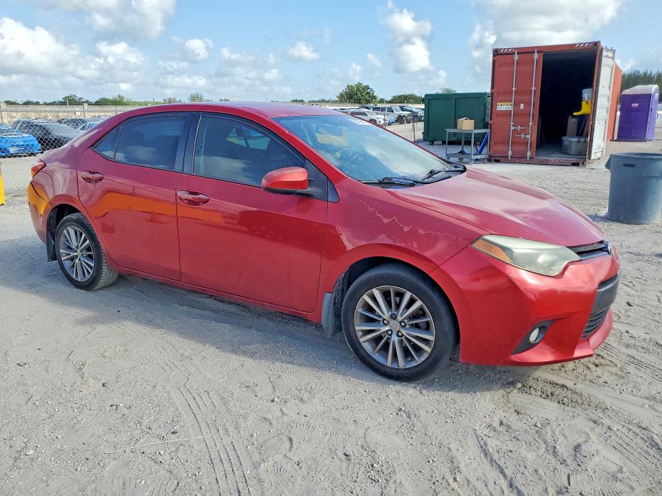 56766176 :رقم المزاد ، 2T1BURHE7FC328015 vin ، 2015 Toyota Corolla مزاد بيع