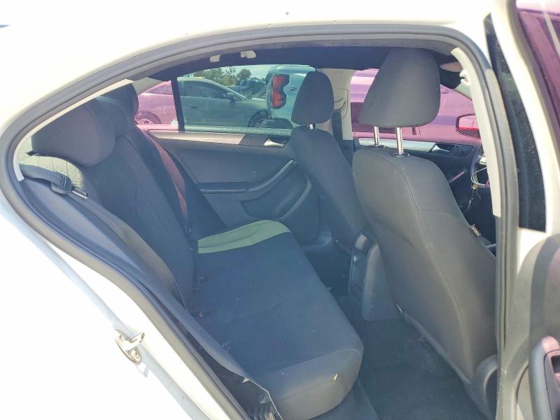 57543026 :رقم المزاد ، 3VWD67AJ4GM261765 vin ، 2016 Volkswagen Jetta مزاد بيع