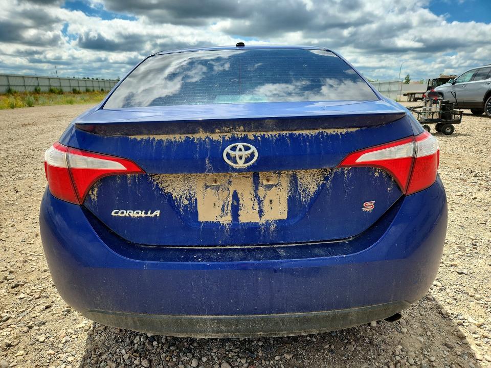 57835756 :رقم المزاد ، 5YFBURHE4FP277590 vin ، 2015 Toyota Corolla مزاد بيع