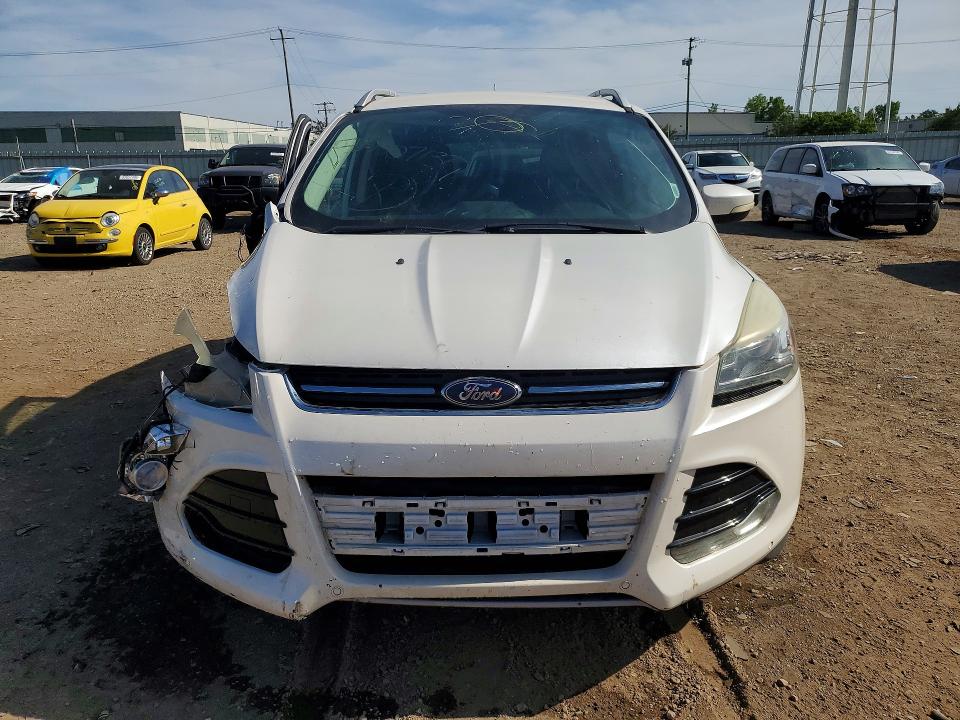 2015 Ford Escape მანქანა იყიდება აუქციონზე, vin: 1FMCU0JX0FUA23983, აუქციონის ნომერი: 55834016