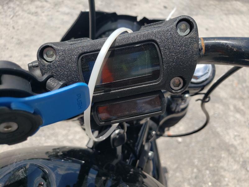 56026726 :رقم المزاد ، 1HD1YYK13NB063265 vin ، 2022 Harley-davidson Fxbbs مزاد بيع