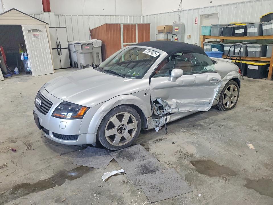 2002 Audi Tt მანქანა იყიდება აუქციონზე, vin: TRUTX28N721009513, აუქციონის ნომერი: 55687016