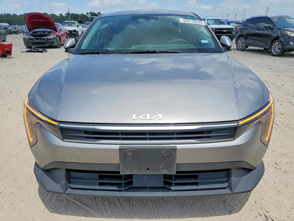 2025 Kia K4 მანქანა იყიდება აუქციონზე, vin: 3KPFT4DE0SE028485, აუქციონის ნომერი: 55719356