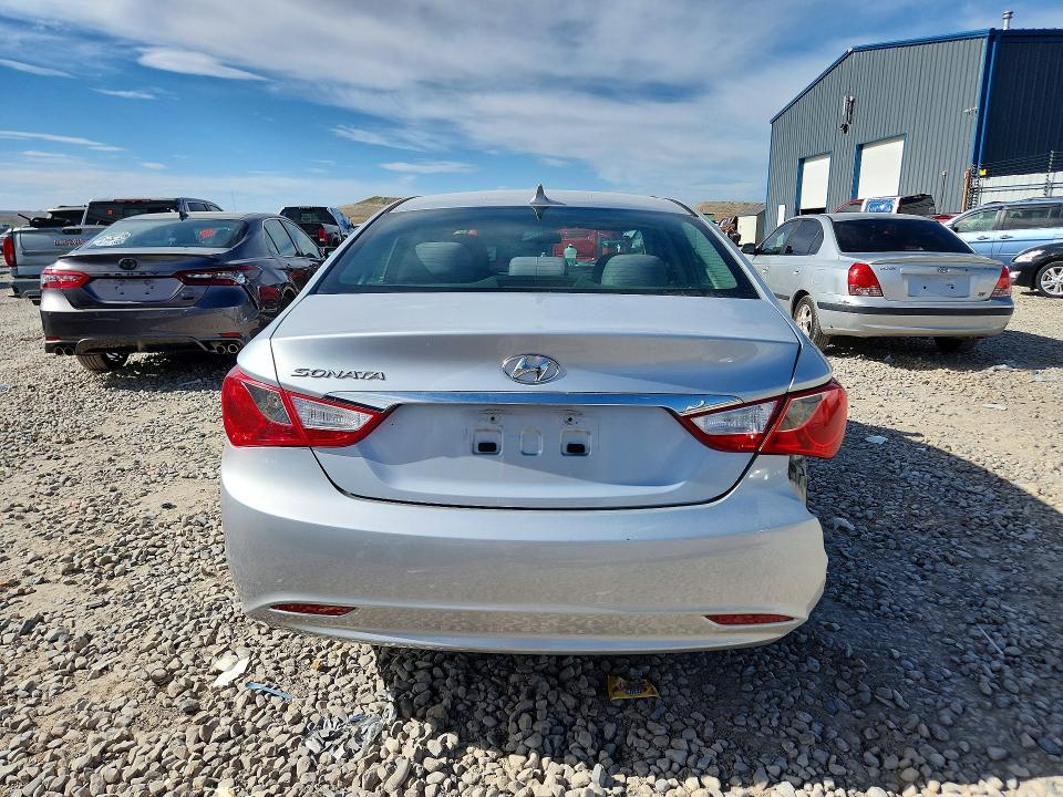 56112066 :رقم المزاد ، 5NPEB4AC2BH281868 vin ، 2011 Hyundai Sonata مزاد بيع