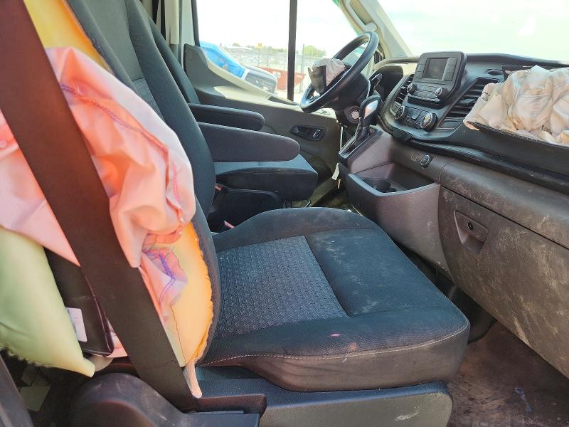 63493596 :رقم المزاد ، 1FTBR1Y83NKA30247 vin ، 2022 Ford Transit مزاد بيع