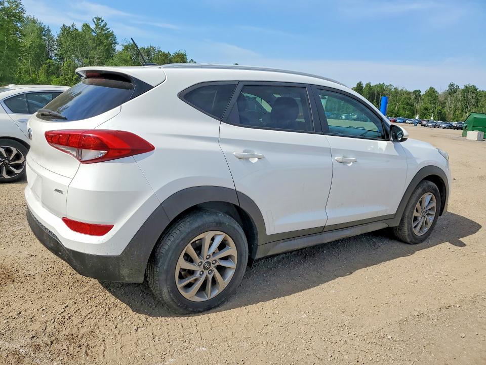 Продажа на аукционе авто 2016 Hyundai Tucson, vin: KM8J3CA42GU185889, номер лота: 58823216