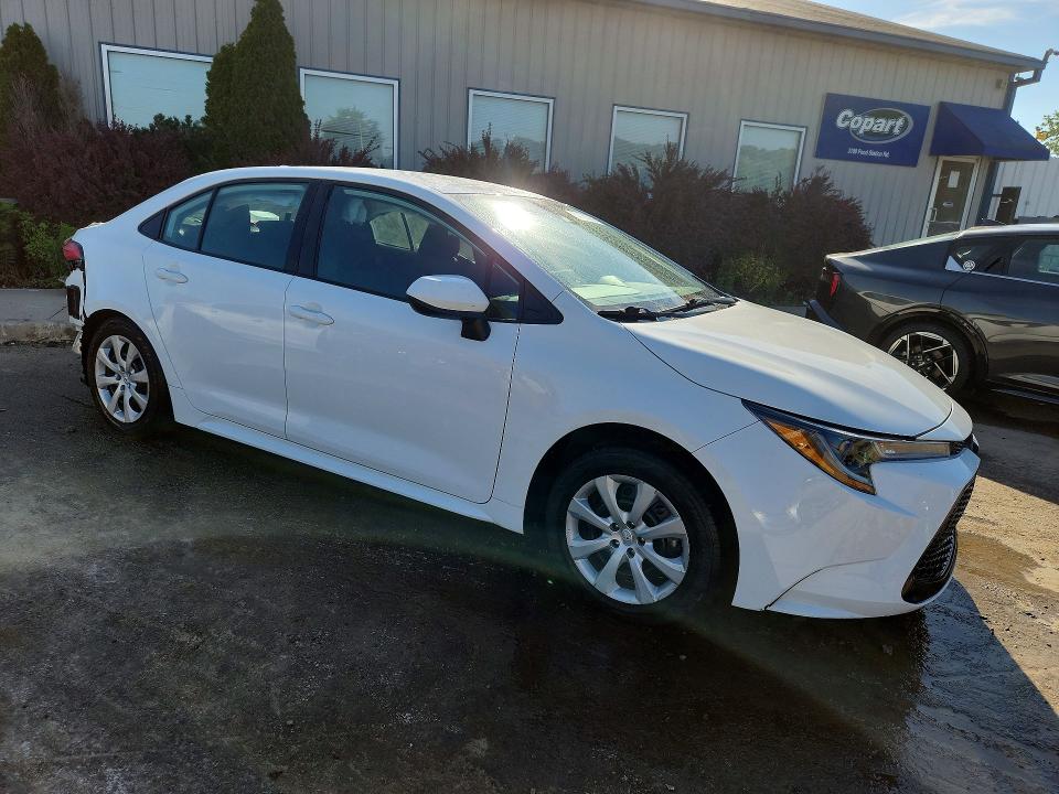 Продажа на аукционе авто 2021 Toyota Corolla, vin: 5YFEPMAE8MP224504, номер лота: 57169326