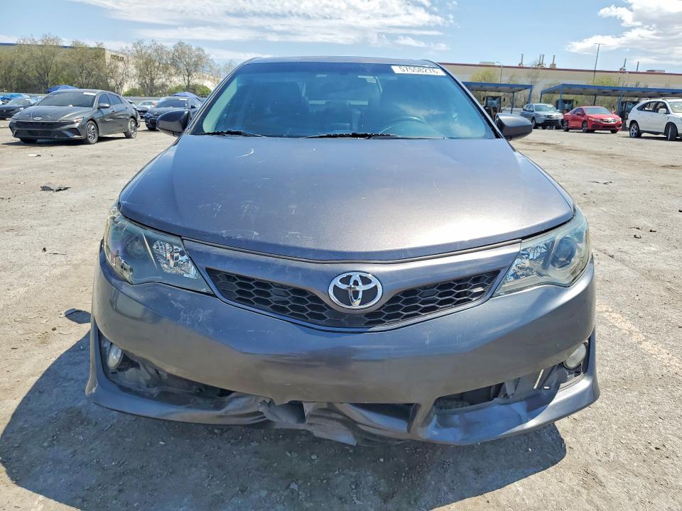 57558276 :رقم المزاد ، 4T1BF1FK8EU750196 vin ، 2014 Toyota Camry مزاد بيع